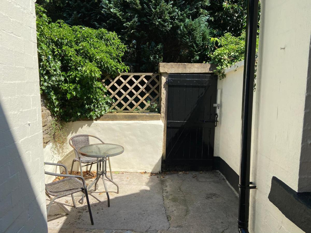 Nab View Cottage Whalley Exterior photo